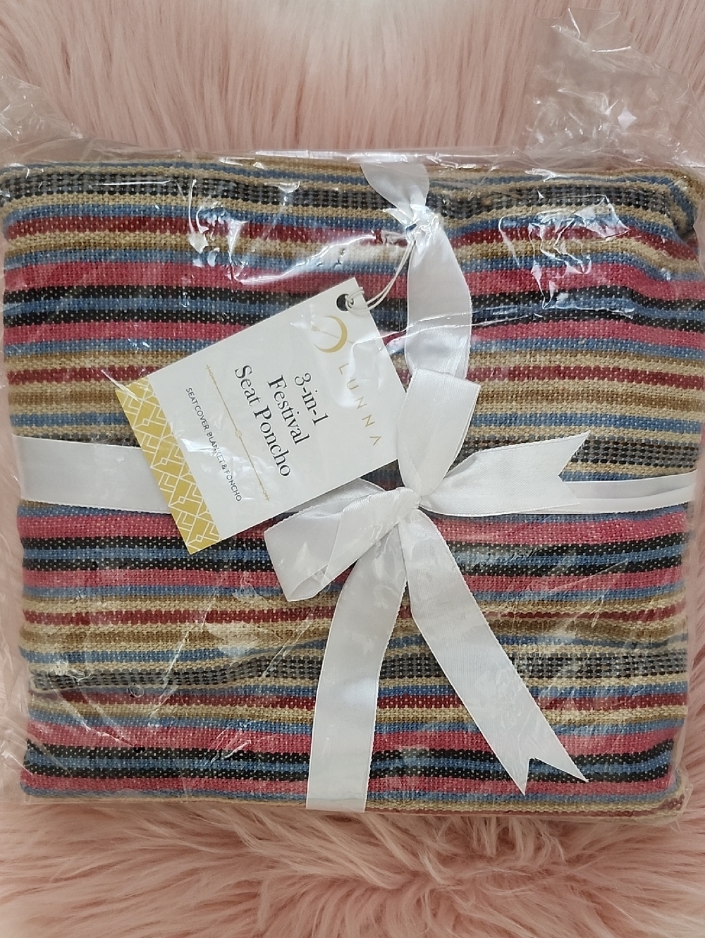 Brand New LUNNA 3-IN-1 FESTIVAL SEAT PONCHO COVER, BLANKET & PONCHO